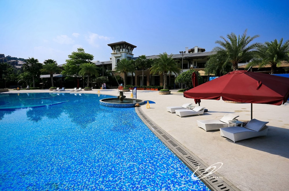 Country Garden Holiday Hot Spring Hotel Fogang