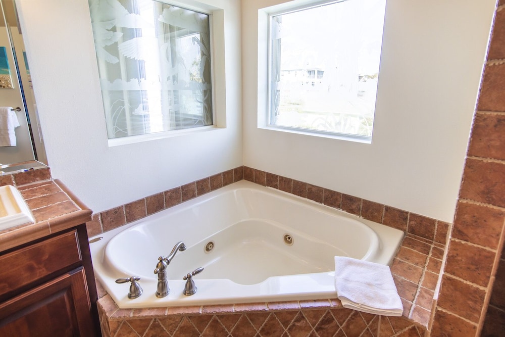 Sandy Retreat by Southern Vacation Rentals view 3