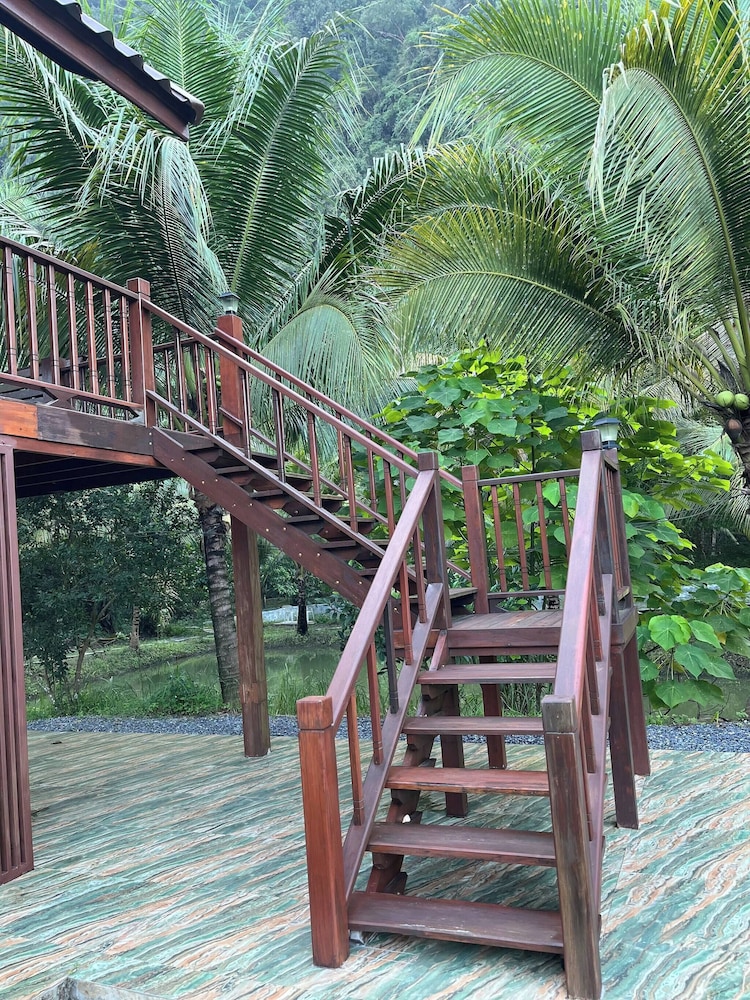Escape to Nature in Ao Luek Tai With Thai-style House