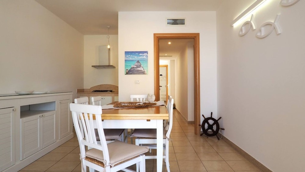 Villa del Mare 2 Three Bedrooms 700 Metres From the Beach
