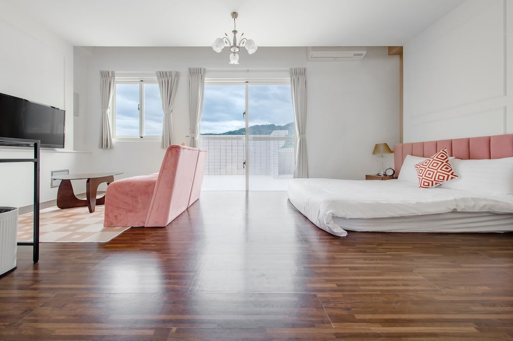 Taitung Knock Knock Smart Stay view 5