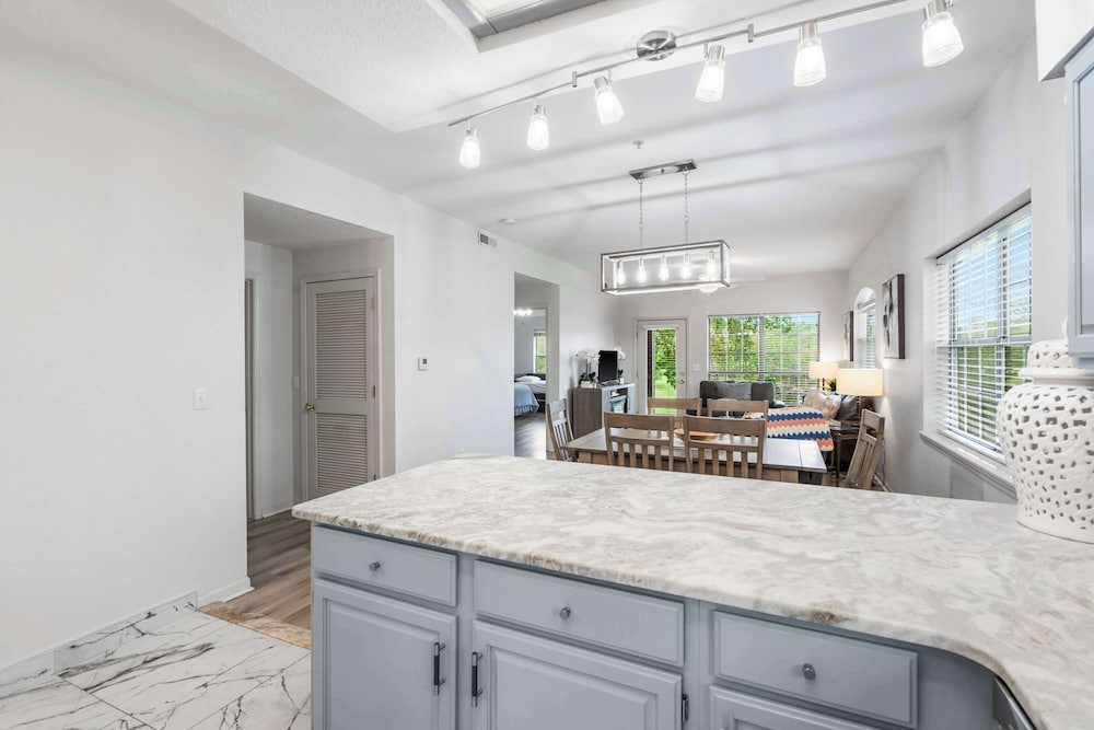Fairway Follies Luxury Retreat
