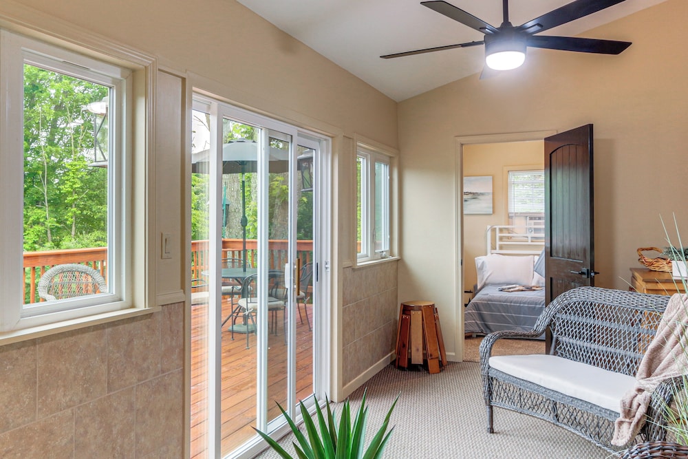 < 1 Mi to Raystown Lake: Family-friendly Cottage!