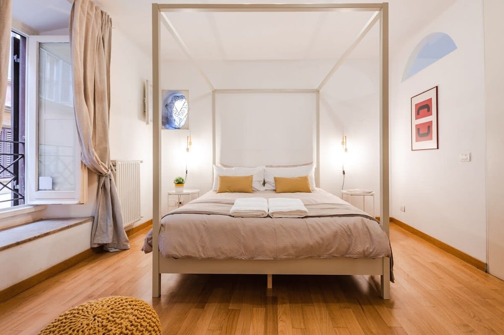 New Listing La Magnolia A C Balcony Office Piazza Navona Spanish Steps