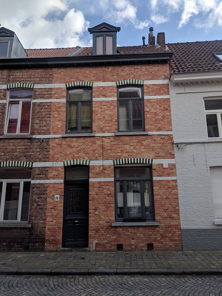 Photo 33