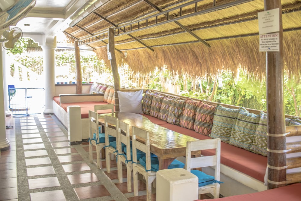 Lanterna Hotel Boracay
