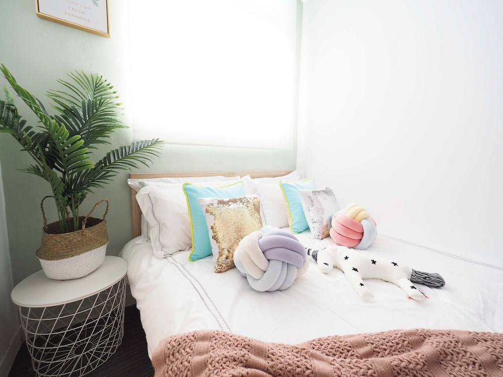 Guesthouse in Taipei near Ximen Metro Station