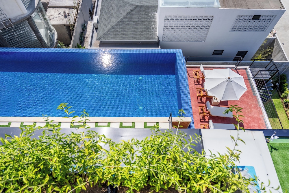 Jiya Villa Uluwatu - Panoramic Terraces with Stunning Views, Luxury Service and Entertainment