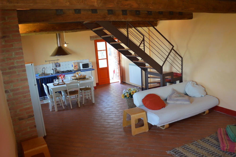 Apartment With Wonderful View in the Crete Senesi view 5