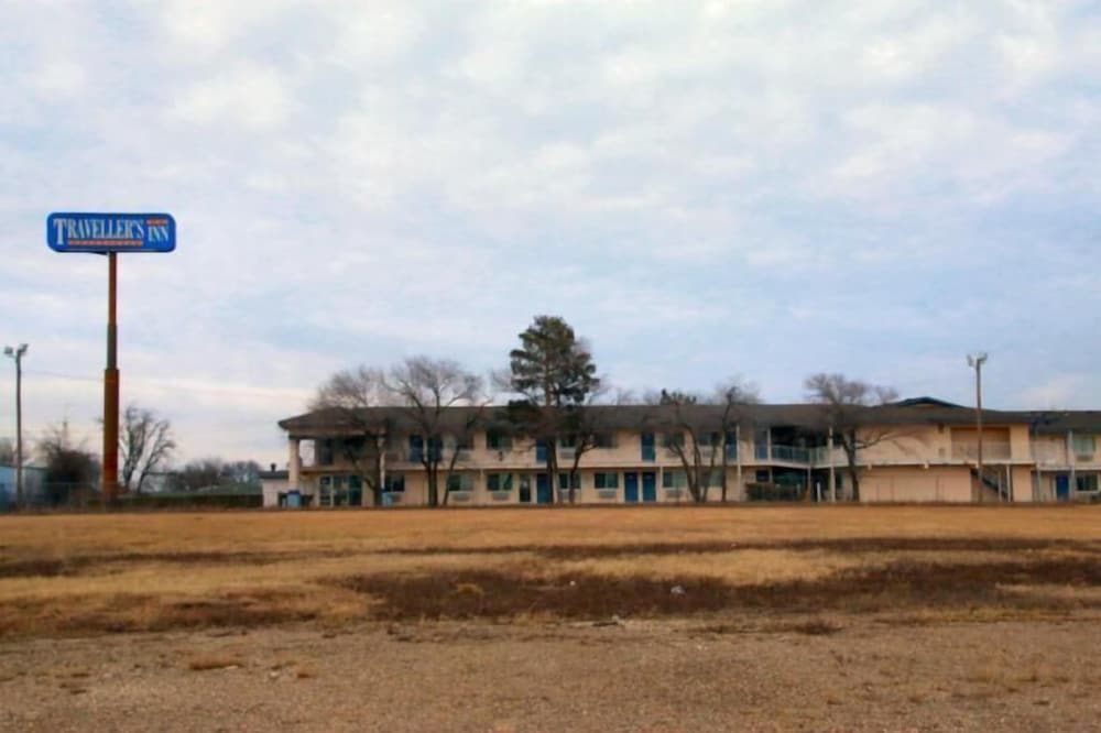 Travelers Inn