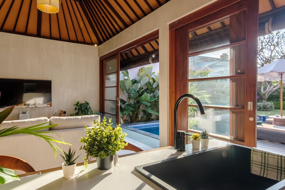 Madeira Casa Canggu Bali