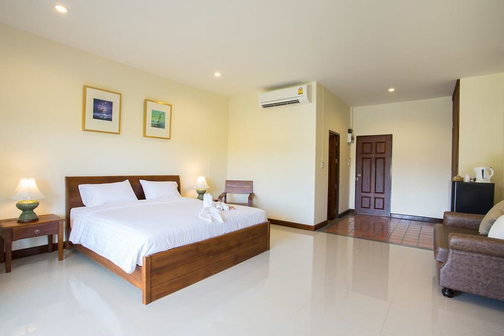 Oh Amphawa Boutique Resort