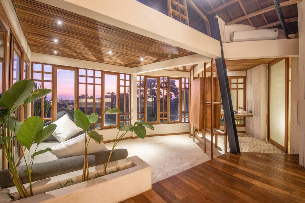 Penthouse 2 Gorgeous 2-br Penthouse Vi Gorgeous 2-br Penthouse With Views Beach 800m