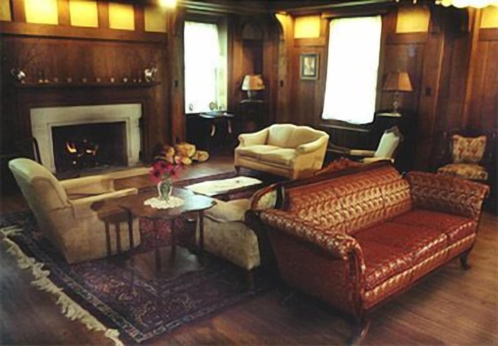 Stevenson Inn & Spa