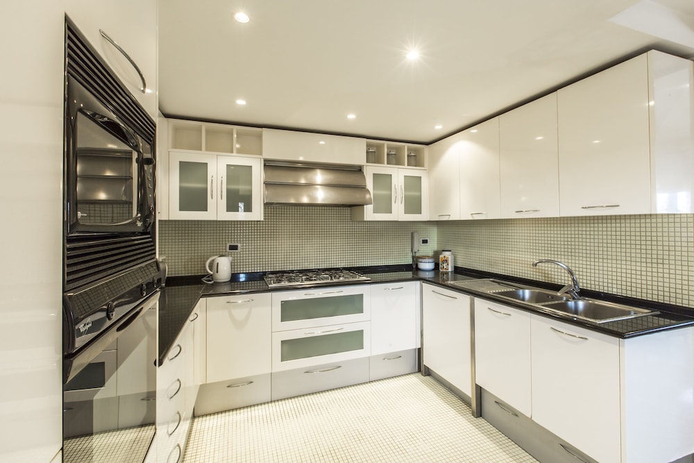 Attic Panoramic View R&R photo 2