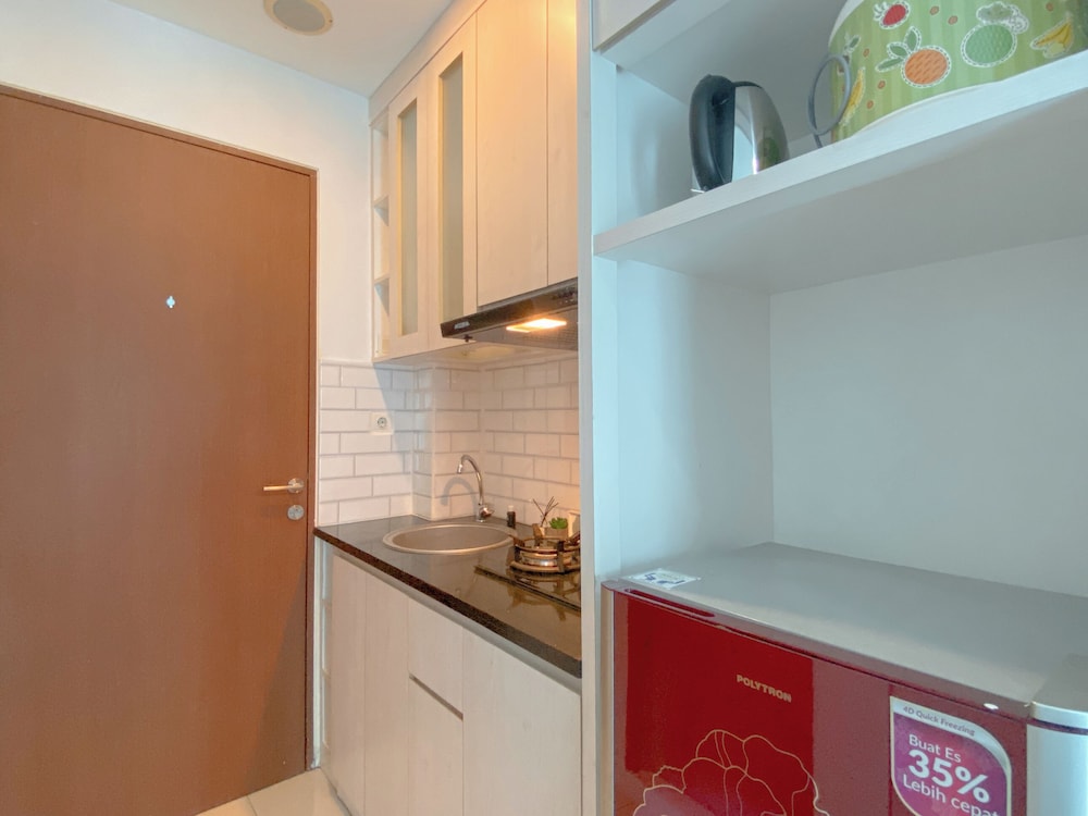 Comfy And Minimalist Studio Apartment At Tifolia