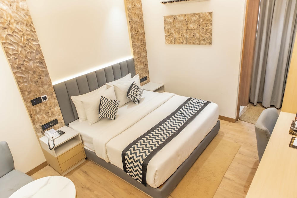 Narang Hotel