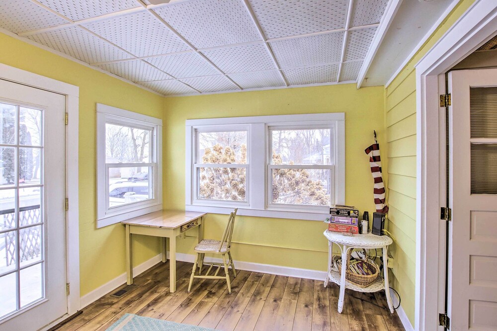 Green Lake Vacation Home w/ Screened Porch! view 2