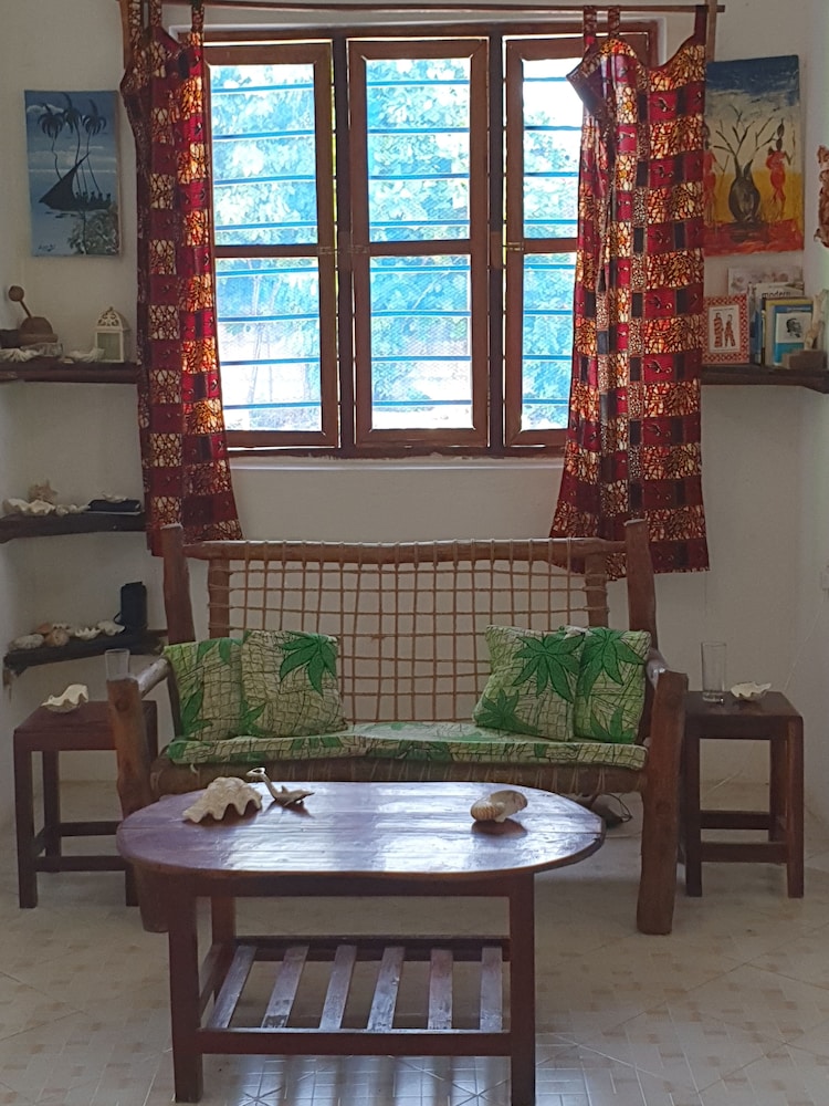 Jambiani Holiday Villa