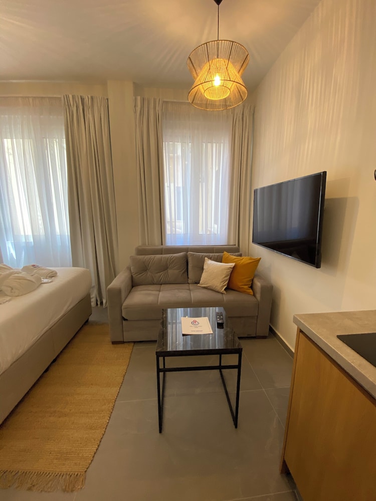 Chic Centre Suites Athens