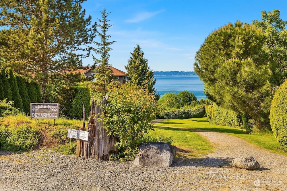 Coastal Haven Seaside Serenity Retreat