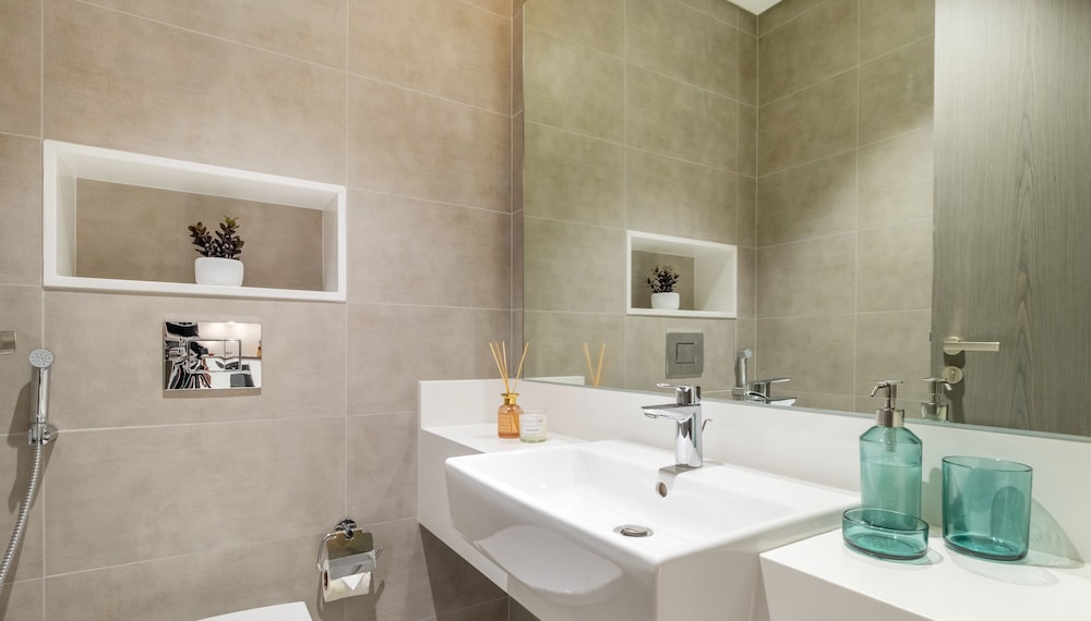 Manzil-1BR Beach & Lagoon Access