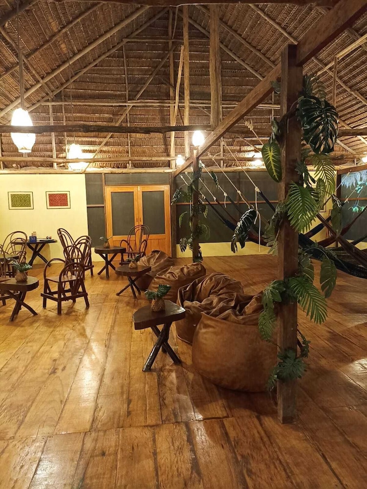 Avatar Amazon Lodge & Canopy Park