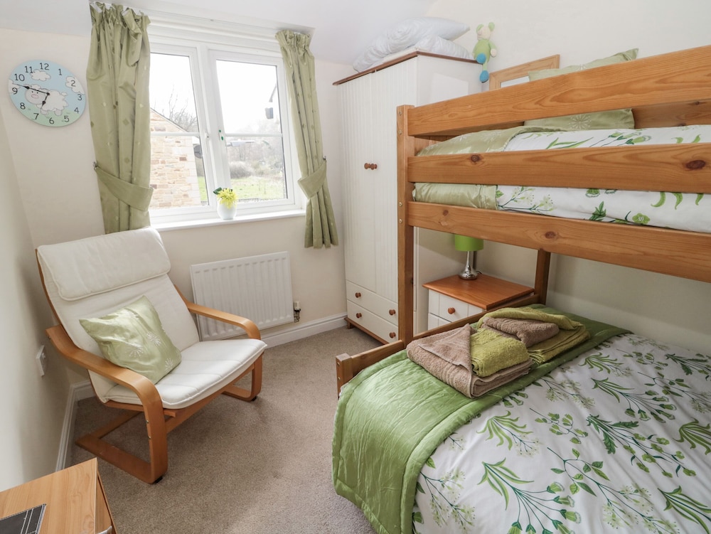 Ramblers Cottage view 4
