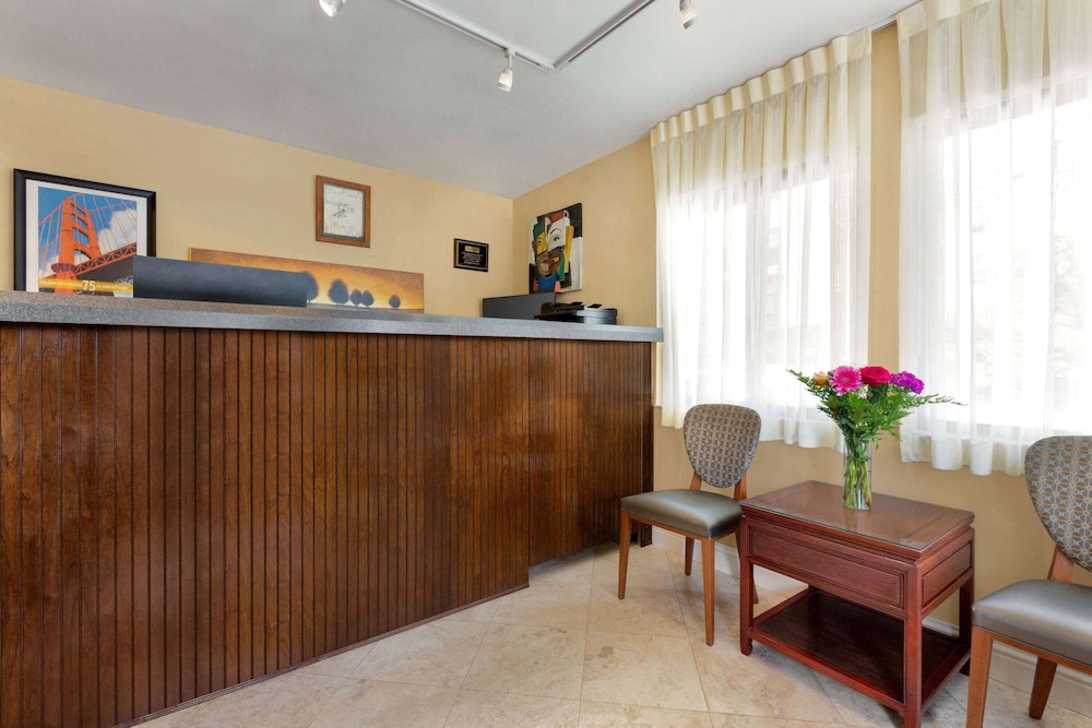 Travelodge by Wyndham Presidio San Francisco - Image 3