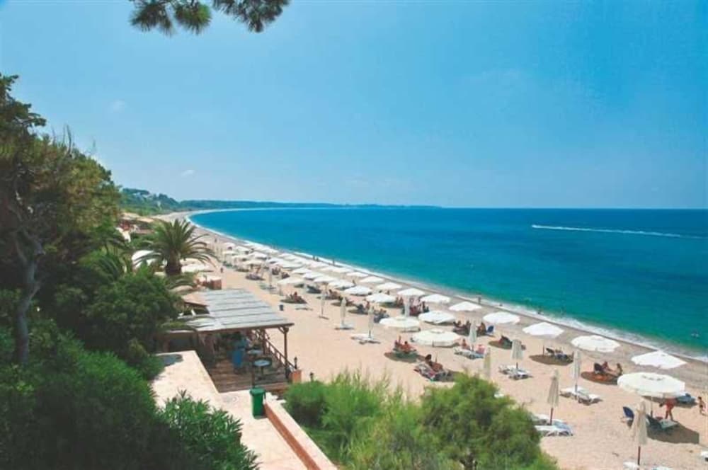 Hotel Fotini view 4