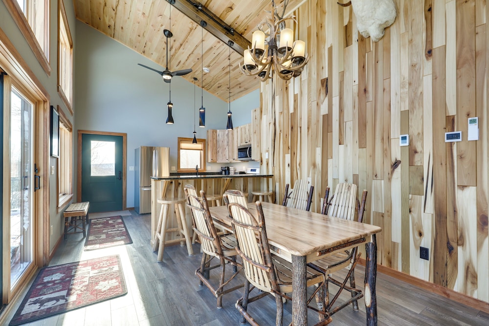 Million Dollar View! Whitecap Mtns Ski Resort Home