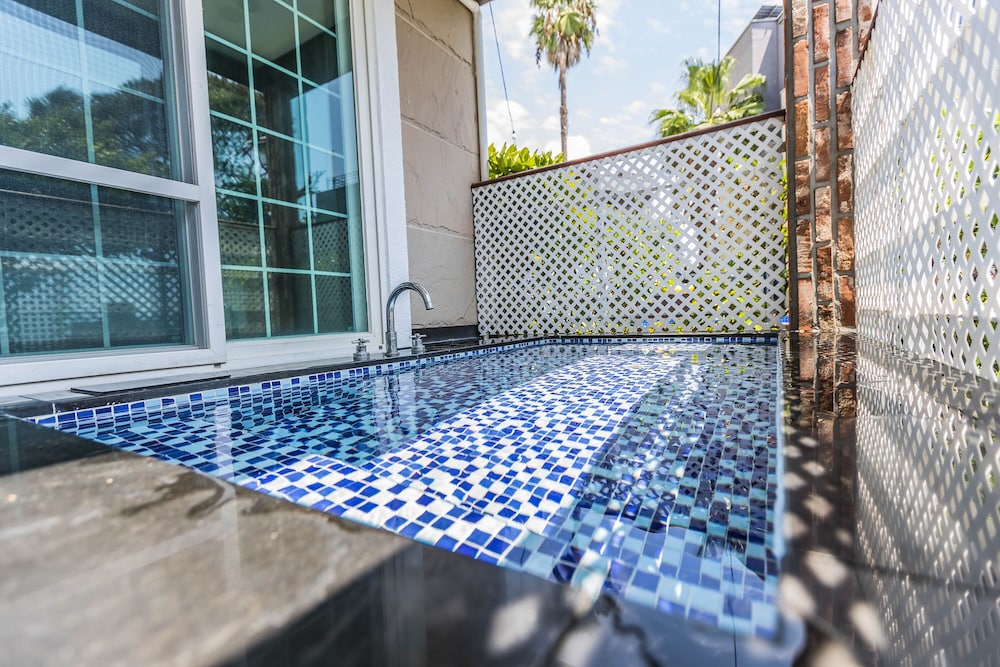 Monaco Pool Pension