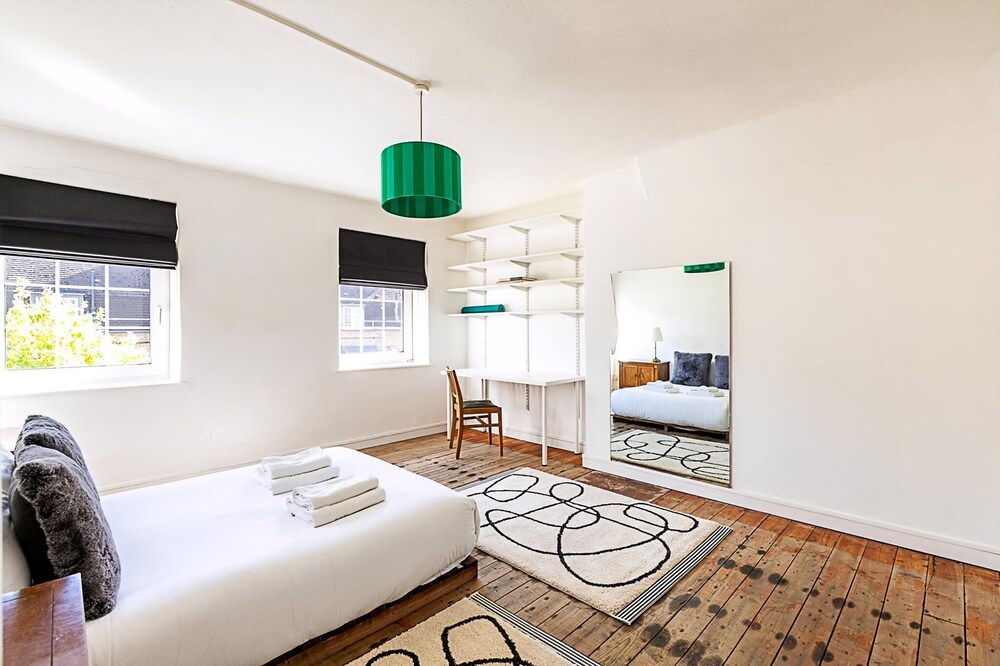 Sich - Warm & Inviting Flat by Liverpool Street