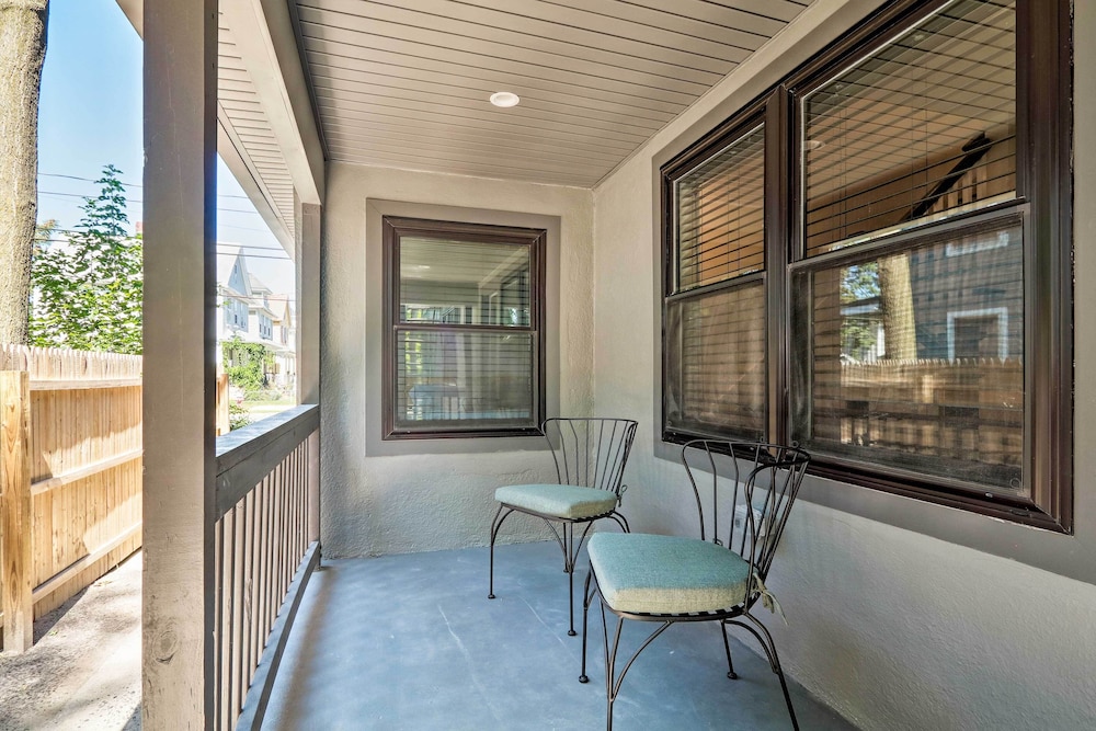 Updated Downtown Red Bank Home 5 Mi to Beach! view 5