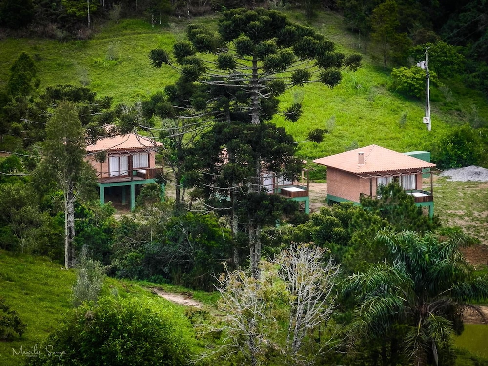 Pousada Caminho dos Ipês