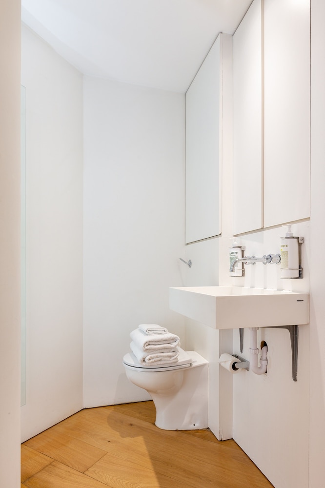 Oxford Circus Apartments