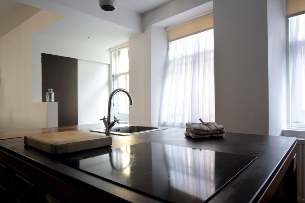 Central Apartment for the Fringe