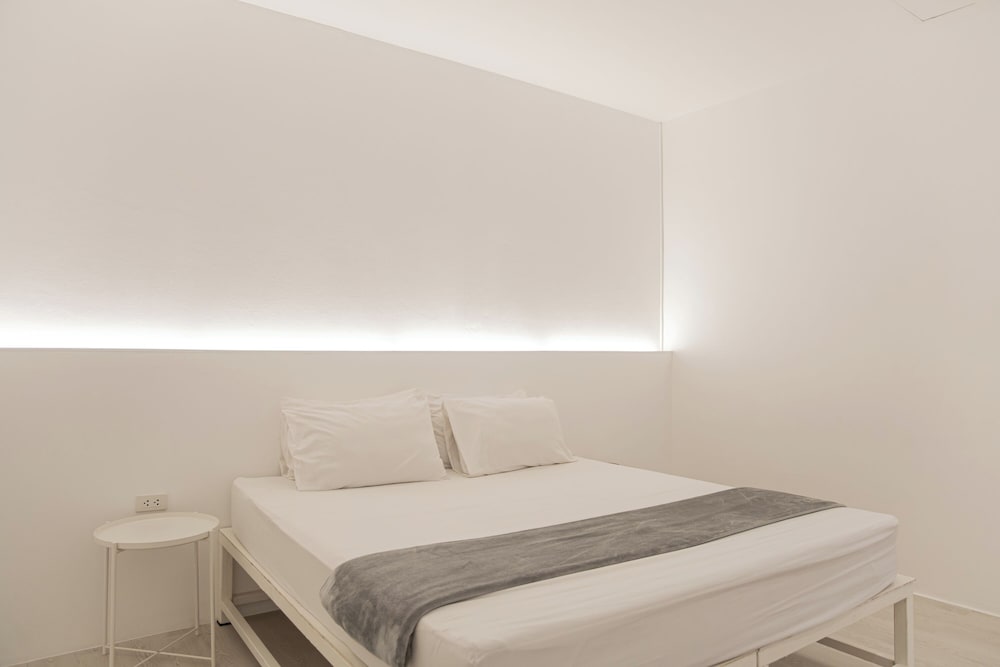 HAO HOSTEL PHUKET