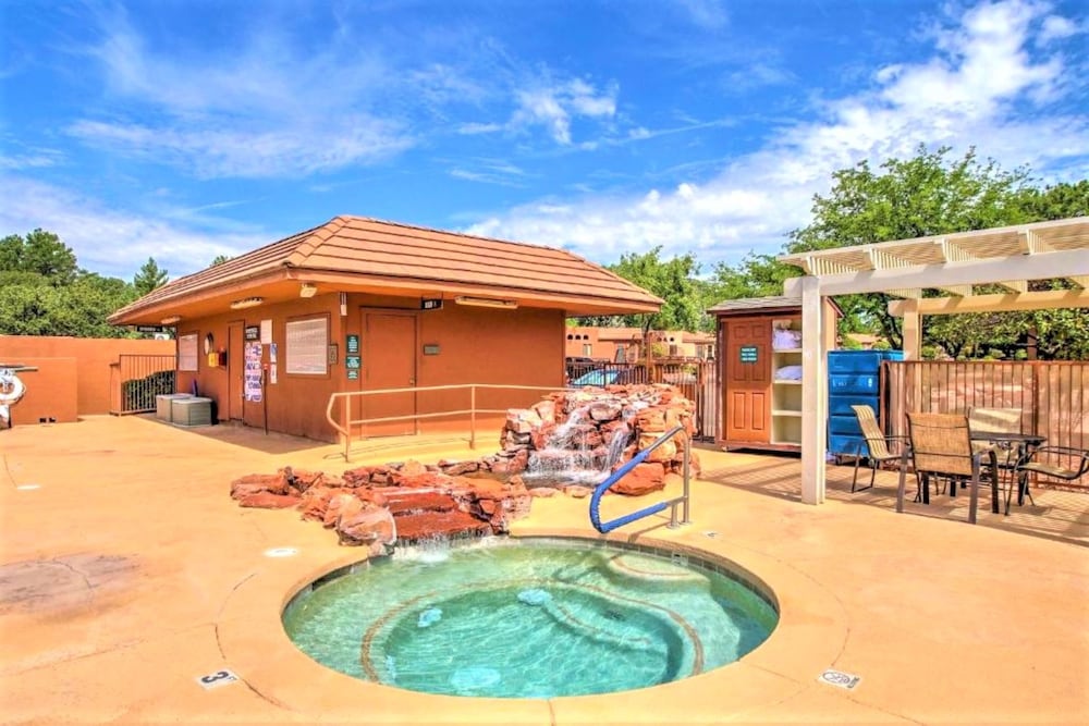 Sedona Pines Resort