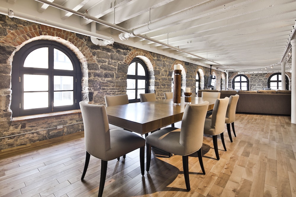 meeting & event spaces