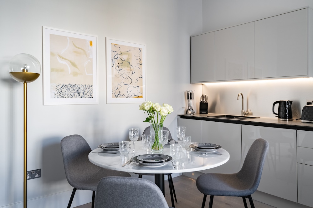 South Kensington Apartments