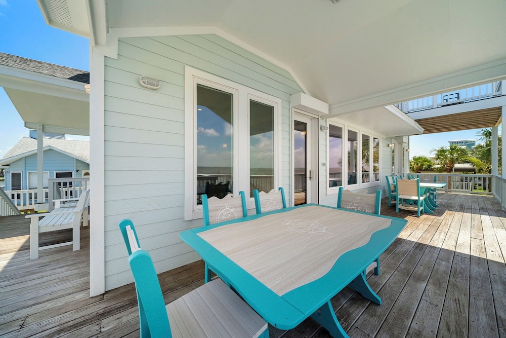 Blue Marlin Bayfront Retreat by Ryson Vacation Rentals