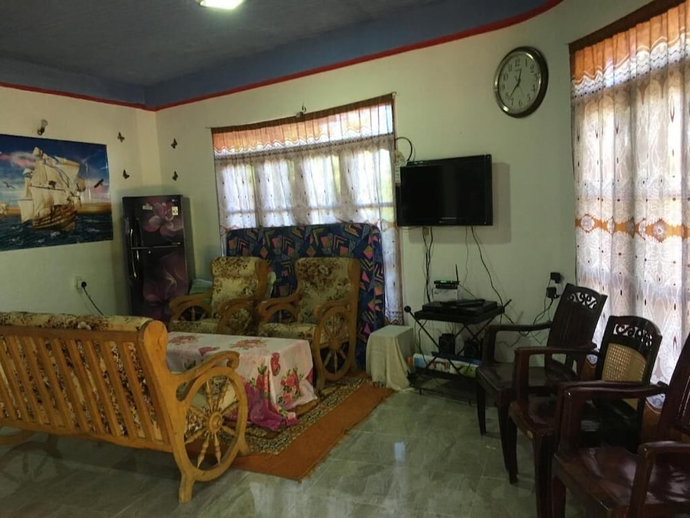 Adisham Village Home