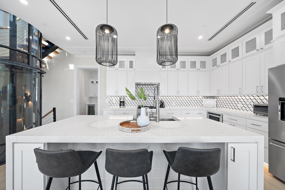 Ocean Breeze 5 Bedroom Home