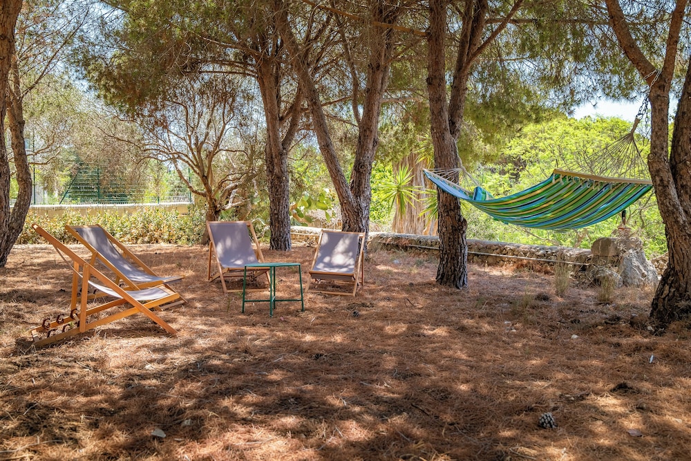 Galatea e Giardino delle Esperidi apartments with pool by Wonderful Italy