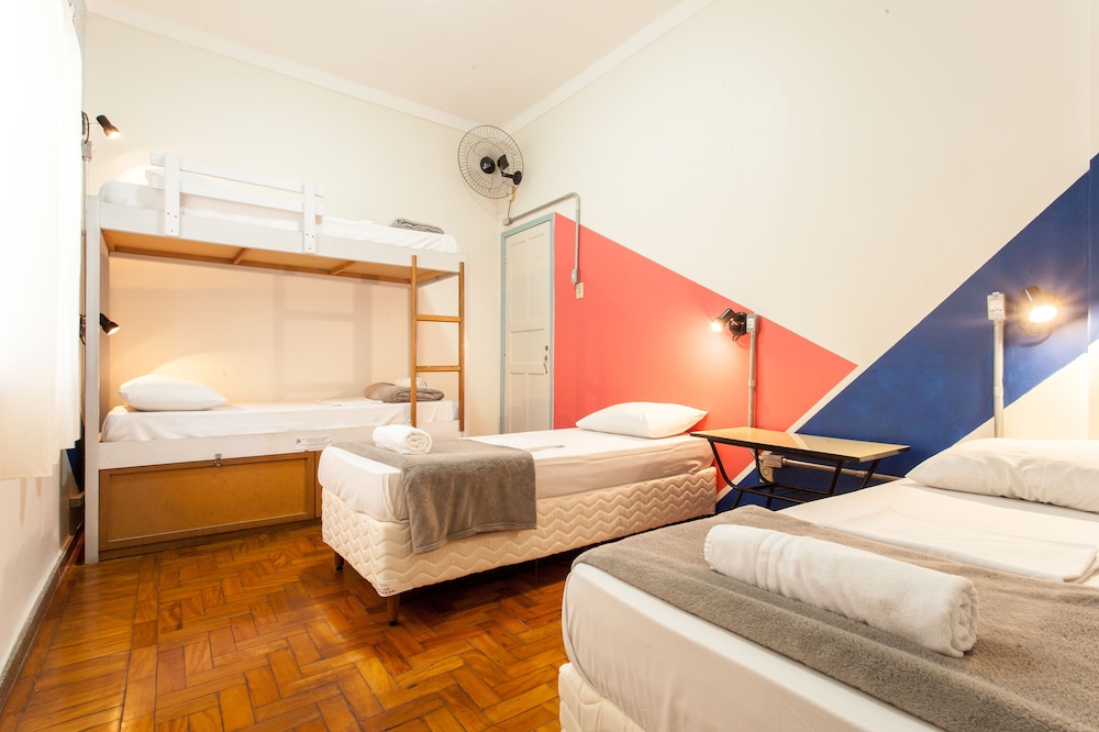 Trem Azul Hostel