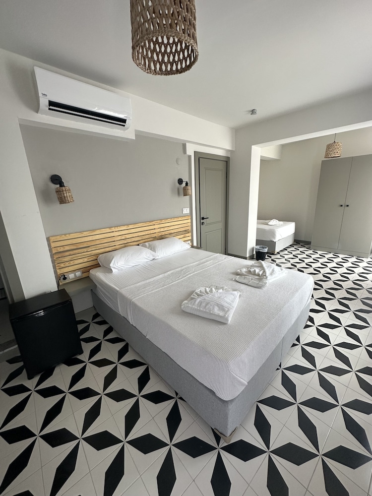 Bozcaada Arcadia Hotel - Image 30