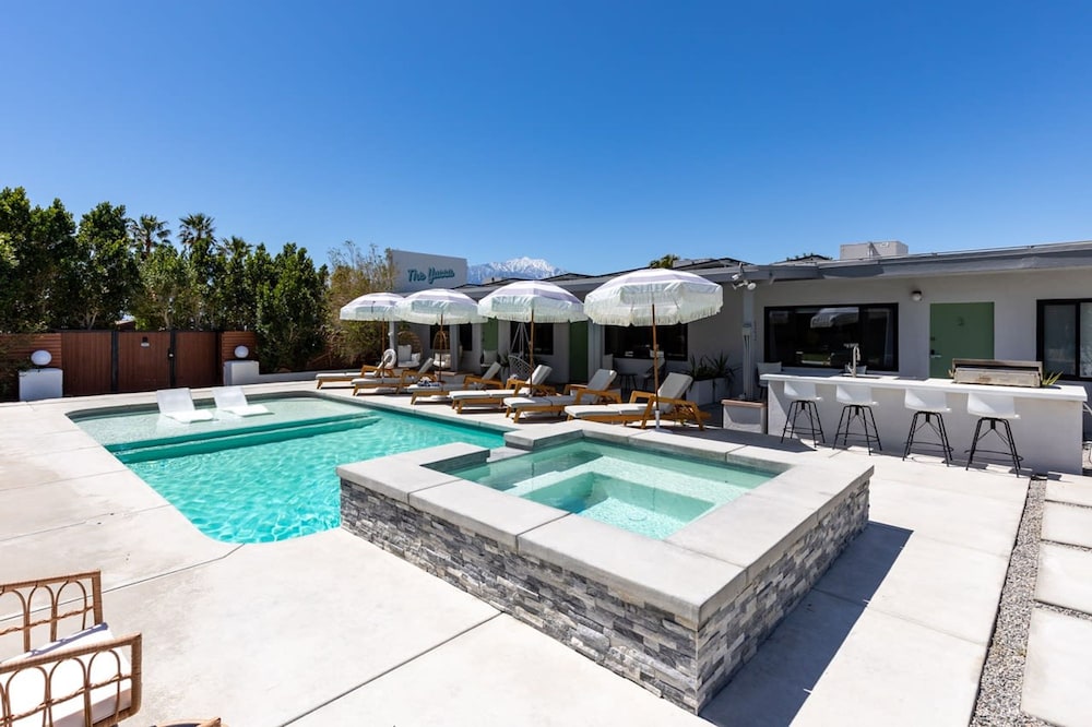 The Yucca Hotel- Entire Boutique Buyout