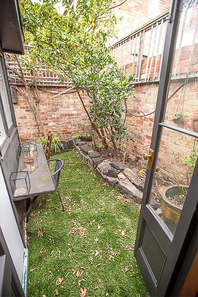 Fitzroy cottage-10pax. 10mins City CBD