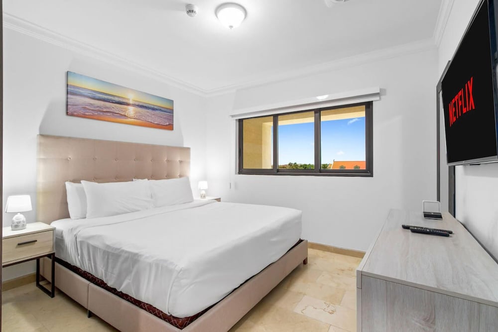 Amazing 1br1ba Condo With Balcony Great Location